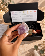 Große 7 Chakren Box – mit 7 Chakra Steinen + Palo Santo